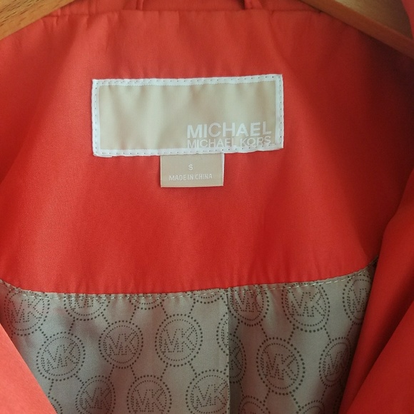 Like new MICHAEL Michael Kors Trench Coat - Picture 3 of 8